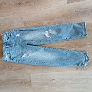 Risen Jeans Size 5 Distressed Light Blue Jeans
